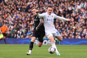 AR 13 LEEDS UNITED OOV