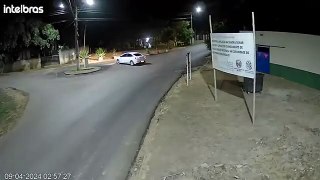 Vídeo mostrar últimas imagens de Thamyris viva