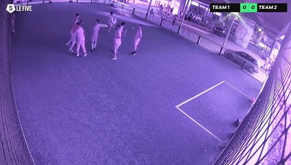 13/04 à 19:14 - Football Terrain 2 (LeFive P17)