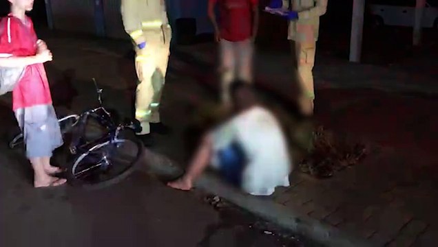 Menino fica ferido ao sofrer queda de bicicleta na Avenida Piquiri