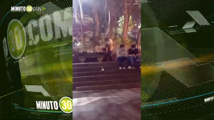 Pareja fue sorprendida en el parque de Copacabana practicando actos occenos: Alcaldía Toma Acción