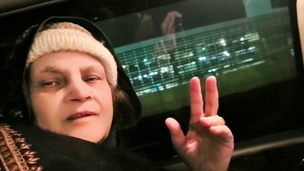Maa ji Pakistan jane ke lie tayar ho gaye. Maza aye ga, PIA From TORONTO to LAHORE...!!!!! | maa ji da munda