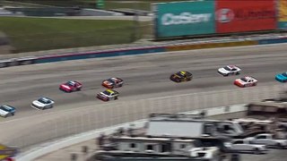 Jeb Burton goes for a spin off of Turn 4