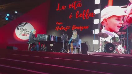 Piovani incanta il pubblico a Siracusa - Video