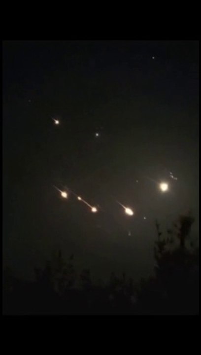 فيديو للهجوم الإيراني على إسرائيل بمئات الطائرات بدون طيار والصواريخ الباليستية والكروسية