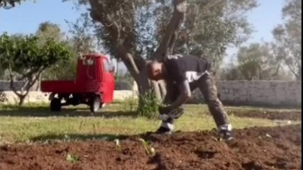 Ricordate Chevanton? Ora si dedica alla campagna a Lecce