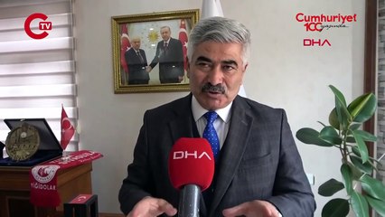 İlçenin 30 yıllık çöpü rüzgarla 10 kilometrelik araziye yayıldı