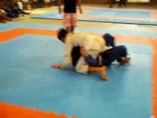 Vitor Oliveira(N.F) 2º Luta Vs Oponente da kezen