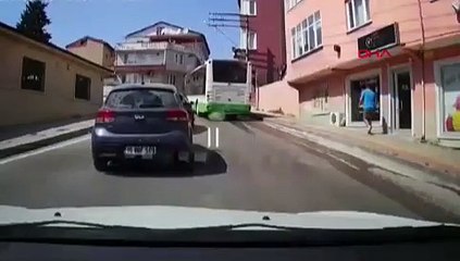 Halk otobüsünde büyük panik: Bomba gibi patladı