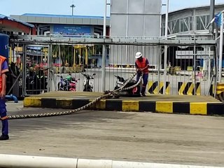 Eid Holiday Spells Duty For Dock Workers Of Bakauheni Port