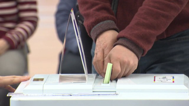 수도권 '사전투표' 민주 강세... 정권 심판론 반영 / YTN