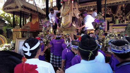Pelebon Puri Agung Ubud