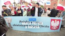 Polonia, pro vita in marcia contro l'estensione del diritto all'aborto proposta dal governo