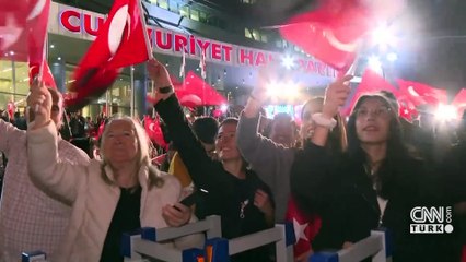 Özgür Özel'den teşekkür ziyareti