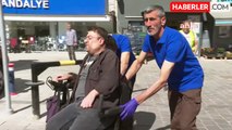 İzmir Büyükşehir Belediyesi Engelli Bireylere Ücretsiz Tekerlekli Sandalye Bakım ve Onarım Hizmeti Sunuyor