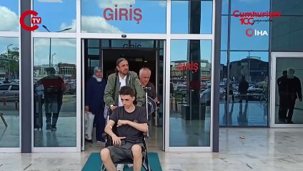 15 yaşındaki çocuk ölümden döndü: Önce sigara istediler, ardından darbedip bıçakladılar!