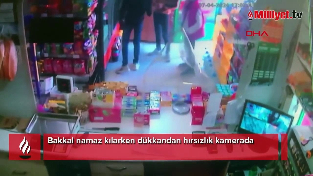 Kamerayı izledi, isyan etti: Tuhaf olan bu olayların hep namazda başıma gelmesi