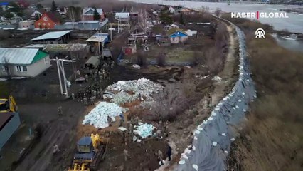 Bahar geldi, ülke sular altında kaldı! 100 bin kişi kurtarıldı