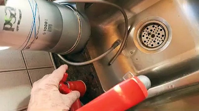 Bronca y reclamos: miles de familias de Bahía Blanca continúan sin una gota agua