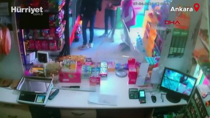 Bakkal namaz kılarken dükkandan hırsızlık kamerada