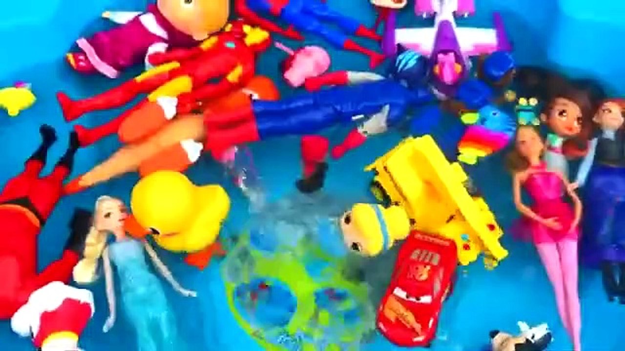 الحفار_ الجرار_ سيارة الإطفاء_ شاحنات القمامة و سيارات الشرطة ومجمو Excavator Toys(