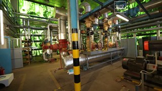 Why is Hungary switching from gas to geothermal energy?