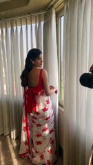 Actress Jhanvi kapoor cuteness overloaded