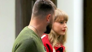 Travis Kelce Looks Hypnotize When Taylor Swift Hair Touches His Face During in LA