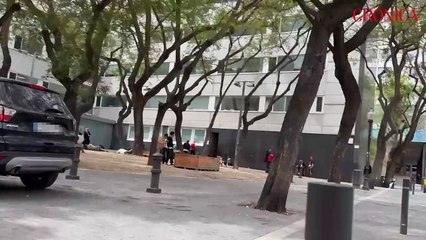 Varias personas drogodependientes acampan en las inmediaciones del CAS Baluard