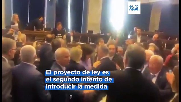 Puñetazos en el Parlamento de Georgia y protestas en las calles contra la denominada 'ley rusa'