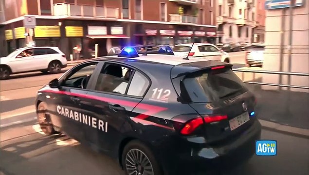 Milano, cerca di uccidere la ex e accoltella tre persone in ospedale. Il racconto di uno dei feriti: «Ho tentato di disarmarlo»