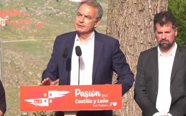 Zapatero habla de las fosas comunes en un acto en Segovia