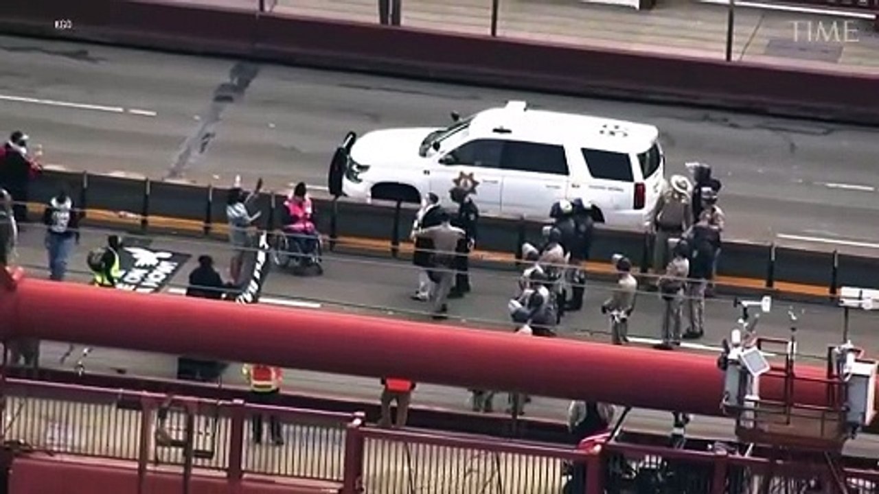 Pro-Palestine Protesters Shut Down San Francisco's Golden Gate Bridge