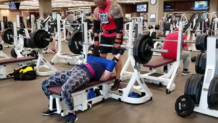 Mark Bell slingshot 1 rep