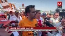 Álvarez Máynez visita Tepito, se toma una licuachela y juega una 'cascarita'