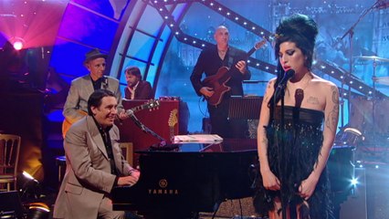 Amy Winehouse - Monkey Man (Live On Jools' Annual Hootenanny)