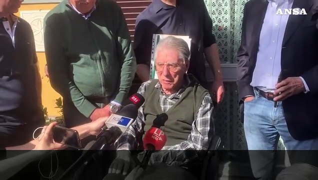 Bossi: Alla Lega serve un nuovo leader
