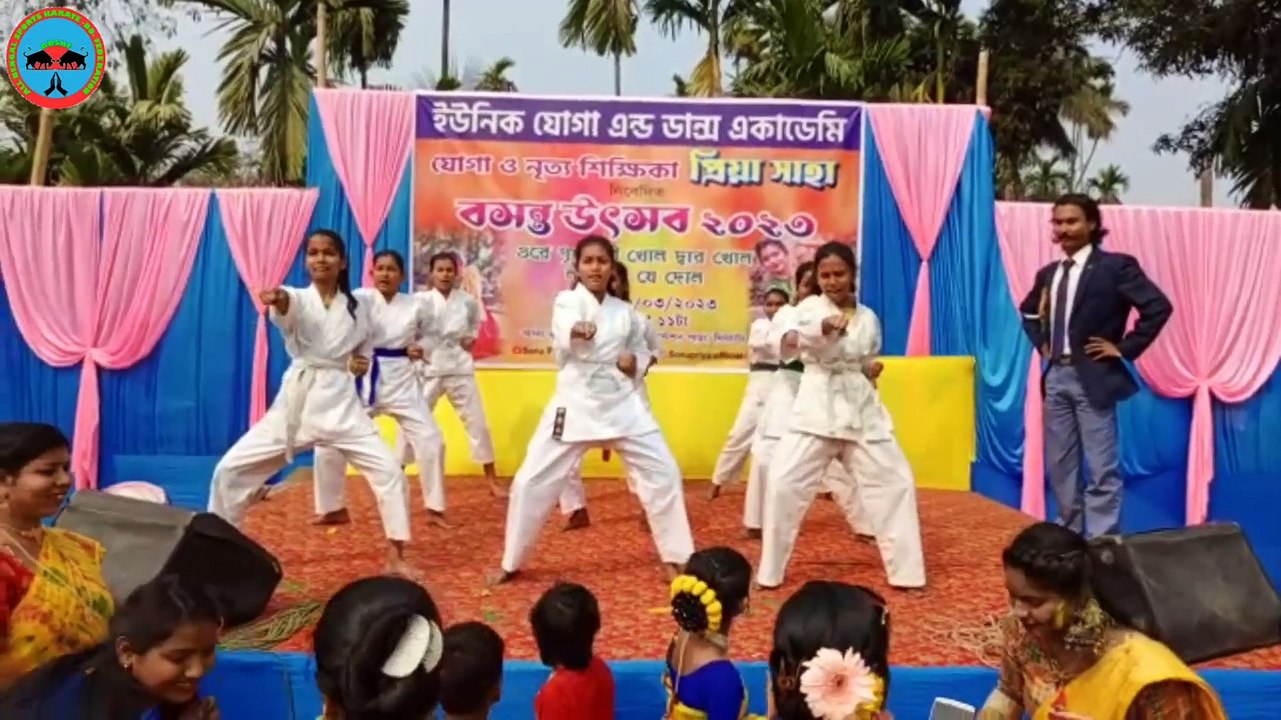 বসন্ত উৎসব ২০২৩ -এর মঞ্চে আমাদের ক্যারাটে প্রদর্শনী।