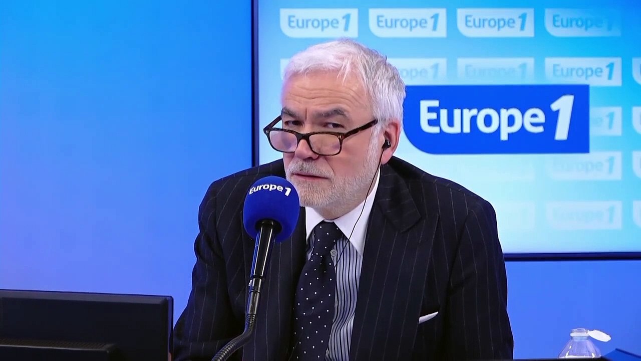 Pascal Praud et vous - Code de la route : «Je suis affligé du niveau qu'on demande aux candidats», souffle un moniteur d'auto-école