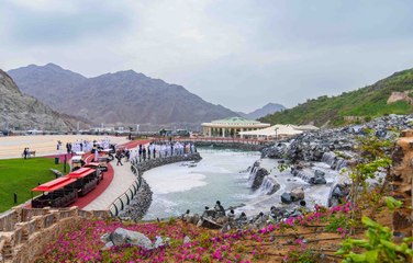 الحدائق المعلّقة في الشارقة.. تحفة معمارية خضراء في كلباء