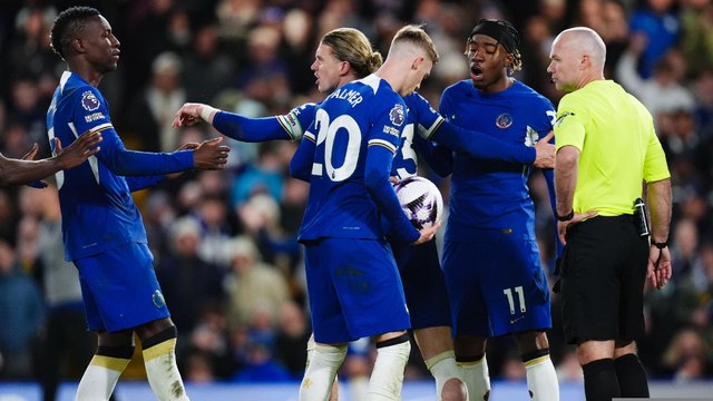 AR OOV CHELSEA EVE 160424