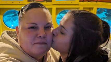 Couple's holiday ruined after caravan was so dirty they had to clean it themselves