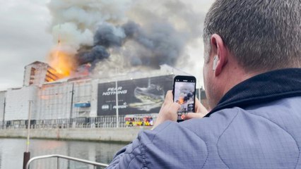 Großbrand zerstört Wahrzeichen von Kopenhagen