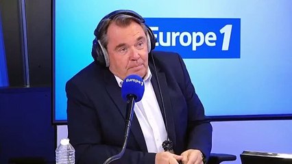 Julien Courbet piège Pascal Praud dans "Pascal Praud et vous" sur Europe 1