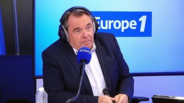 Julien Courbet piège Pascal Praud dans Pascal Praud et vous sur Europe 1
