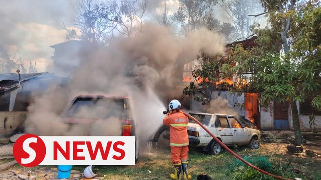 Three houses destroyed in Keningau fire
