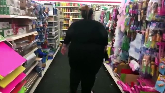 Go On A Shopping Spree with Amberlynn Reid