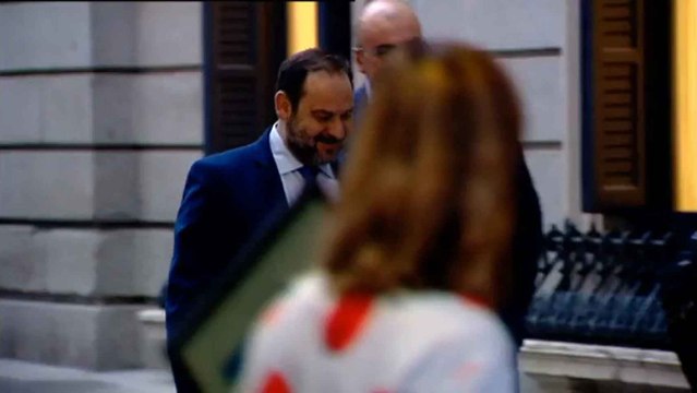 Ábalos, citado en la comisión de investigación de las mascarillas.
