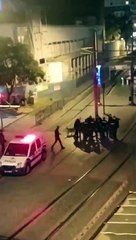 3 polis görevden uzaklaştırıldı