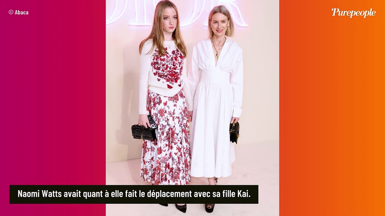 PHOTOS Laetitia Casta à New York : Rouge à lèvre sensuel, paillettes... L'actrice brille pour Dior, devant Lena Situations, sage et élégante